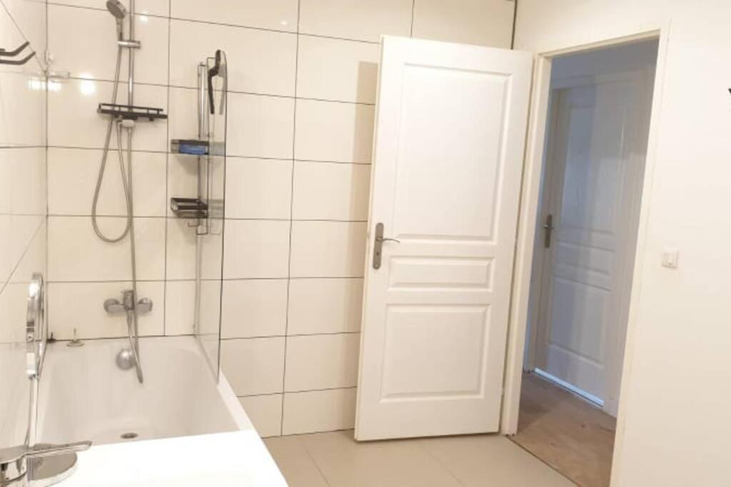 Le Cosy 120M² - 4 Chambres - 8 Personnes Woippy Екстериор снимка